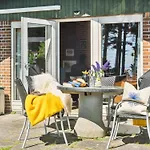 Uschi - 86m From The Sea By Interhome Feriehus *