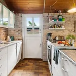Uschi - 86m From The Sea By Interhome Feriehus *