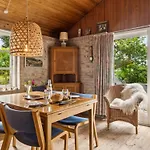 Uschi - 86m From The Sea By Interhome Feriehus